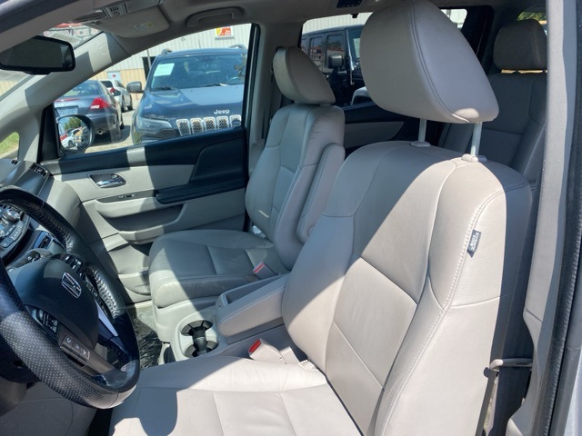 2015 Honda Odyssey EX-L photo 9