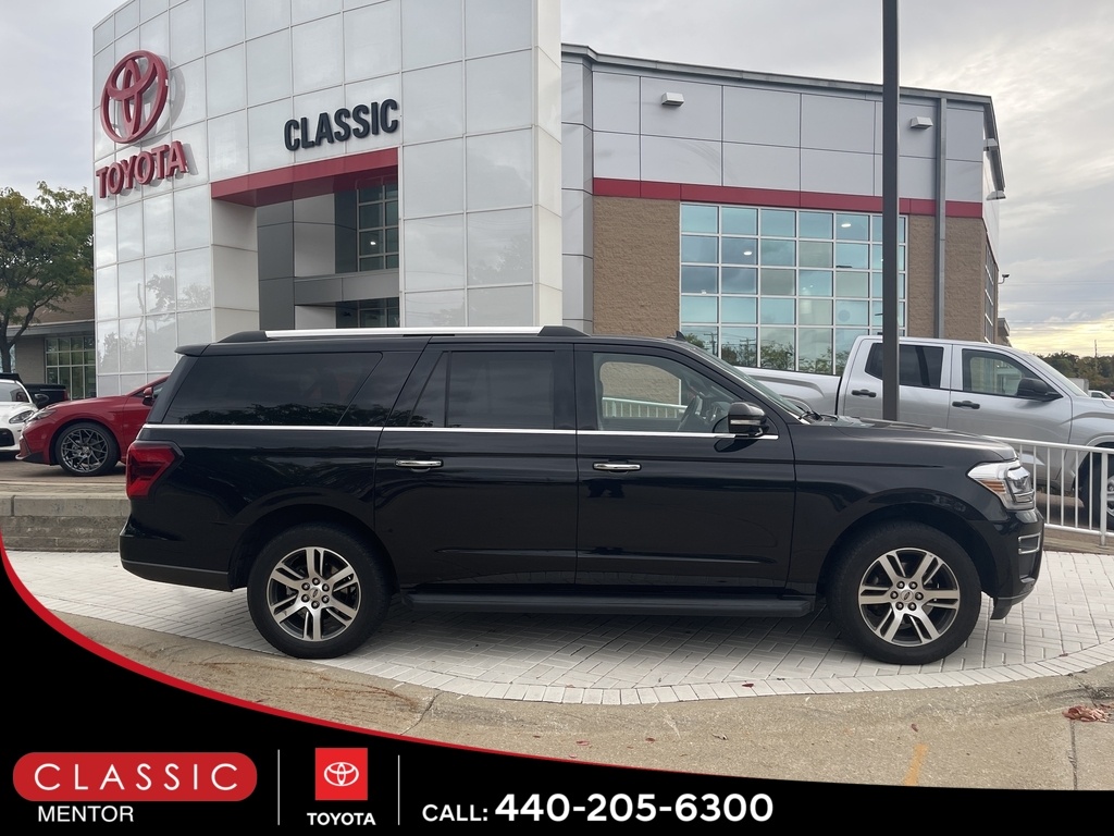 2024 Ford Expedition Limited's photo