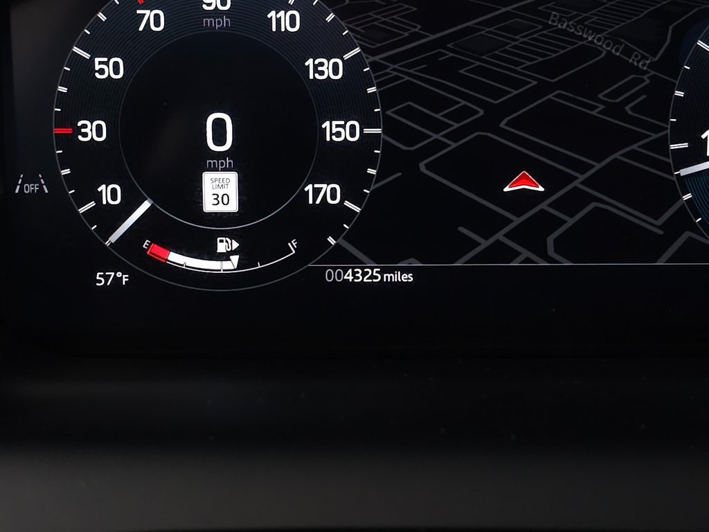 2025 LAND ROVER DISCOVERY SPORT - Image 24