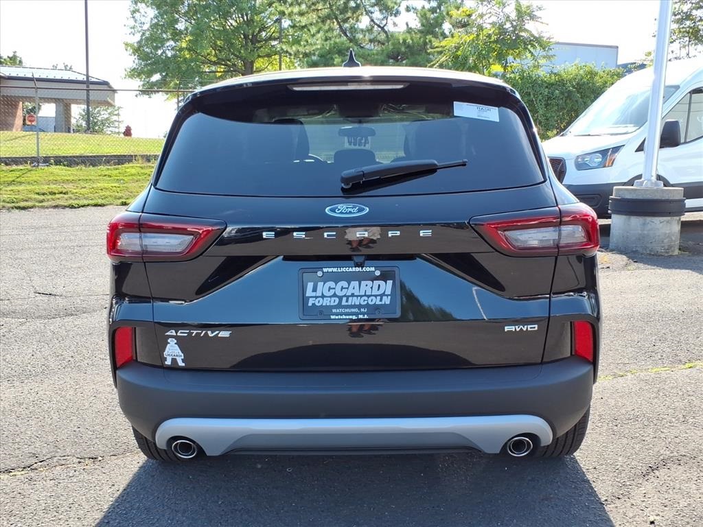 2025 Ford Escape Active photo 5