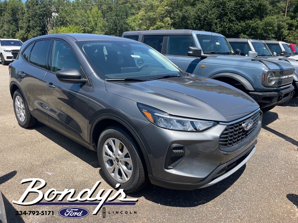 2025 Ford Escape Active's photo