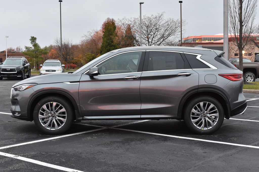 2025 Infiniti QX50 Luxe photo 2