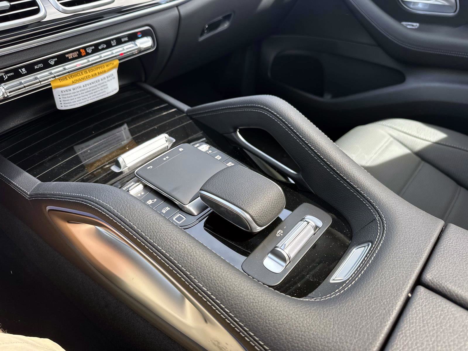 2026 Mercedes Benz GLS 450 4MATIC photo 29