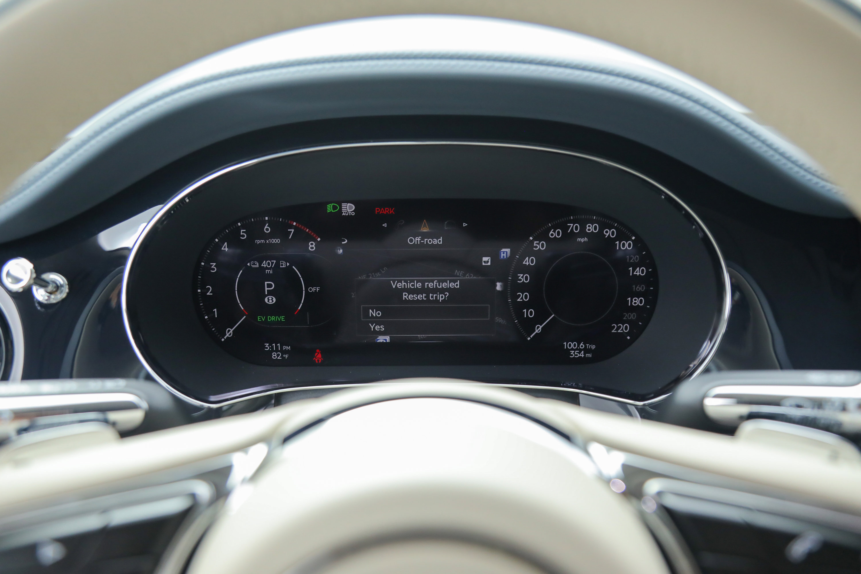 2025 Bentley Flying Spur Mulliner photo 31