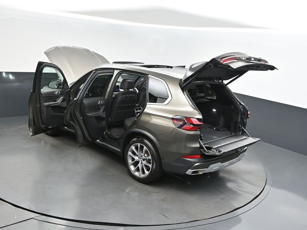 2024 Bmw X5 xDrive40i photo 2