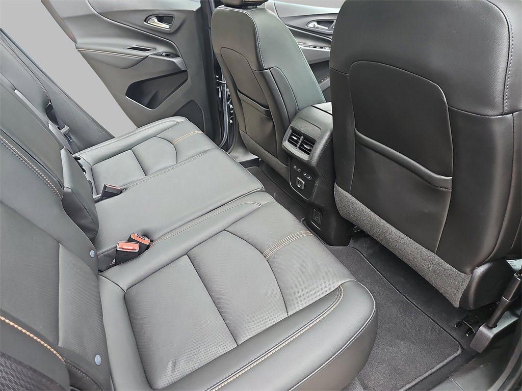 2022 Chevrolet Equinox Premier photo 11