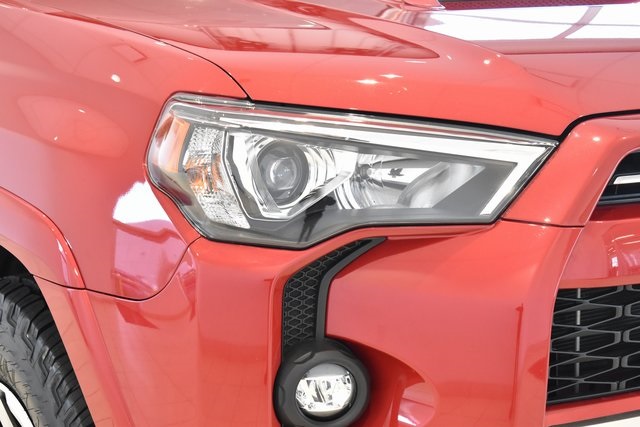 2024 Toyota 4Runner TRD Off-Road Premium photo 2