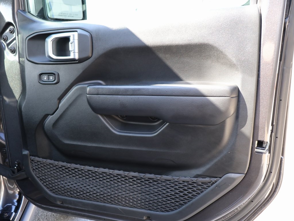 2024 Jeep Wrangler Rubicon 4xe photo 8