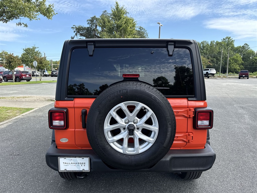 2023 Jeep Wrangler Sport S photo 4