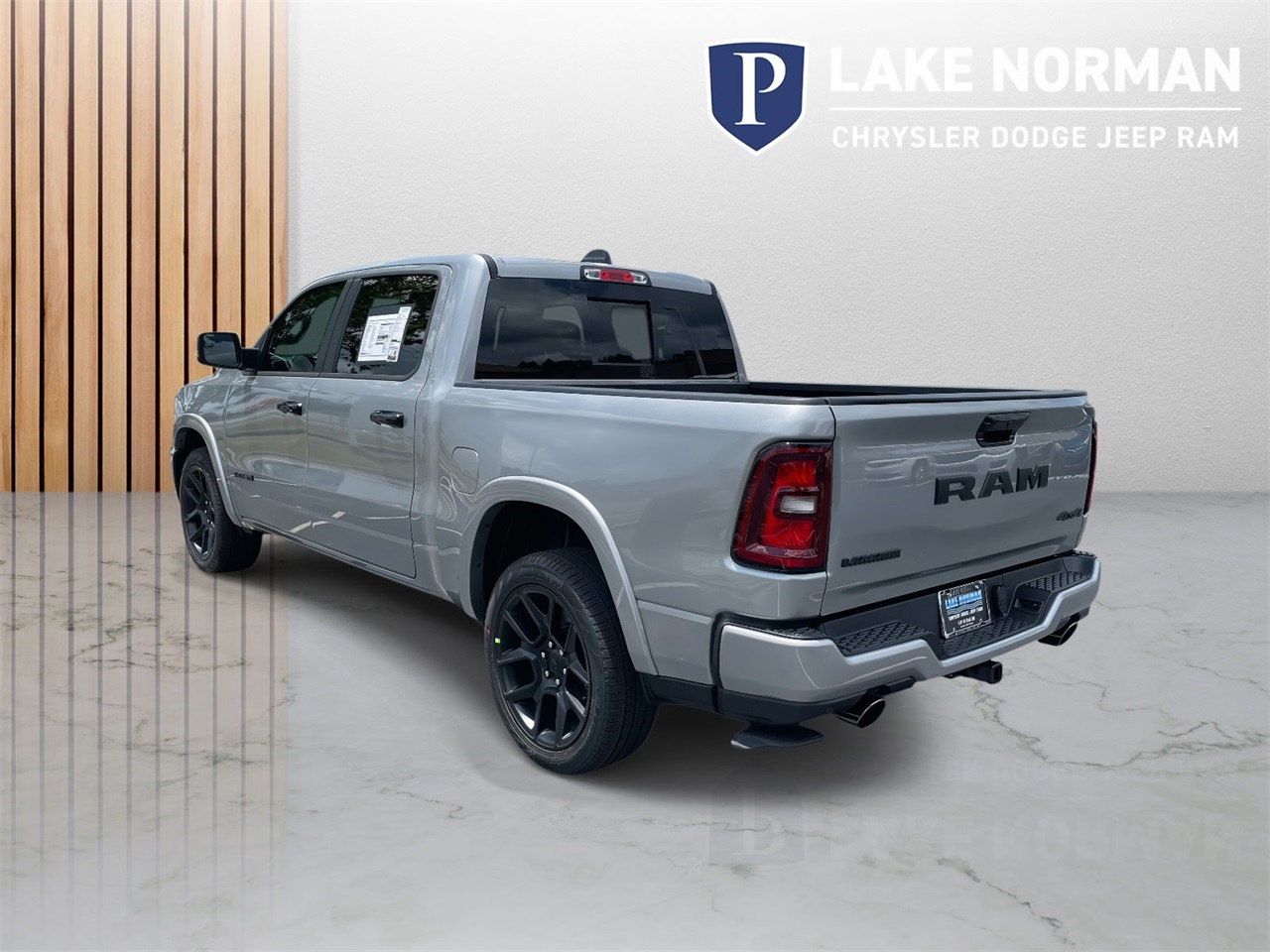 2026 Ram 1500 Laramie photo 3