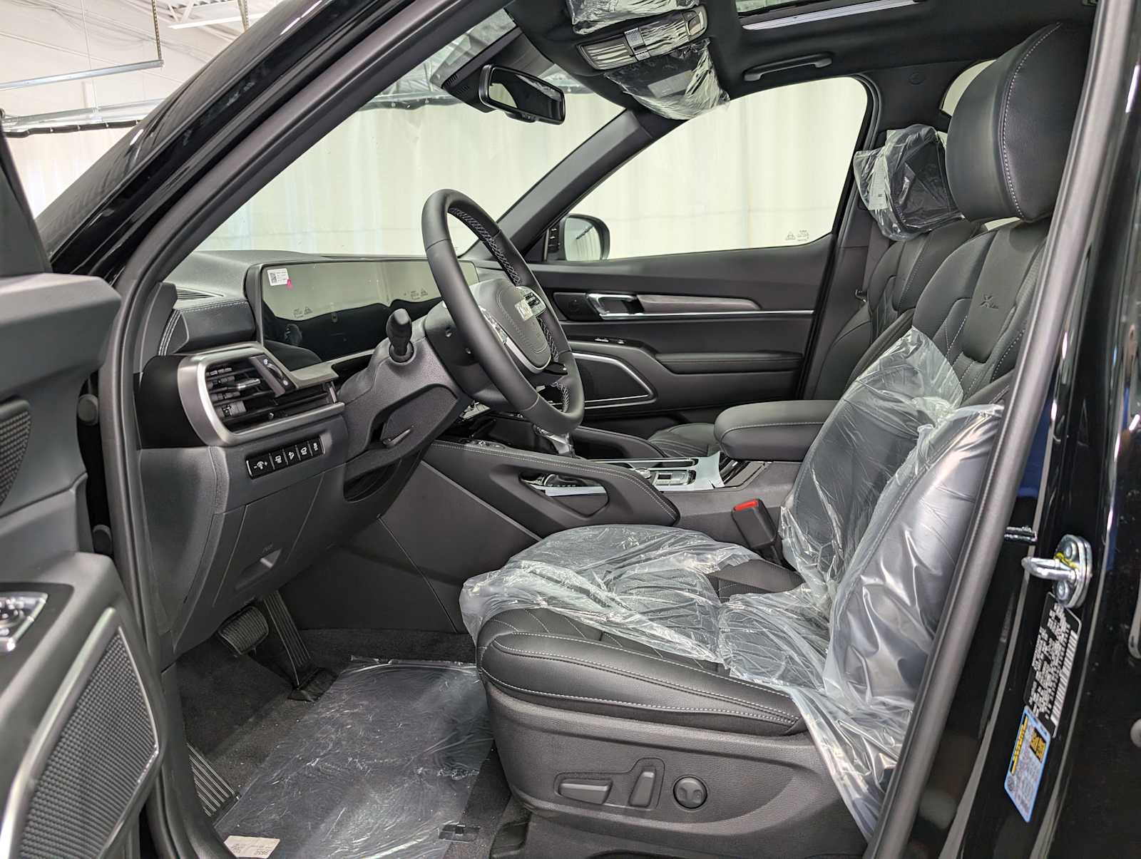 2025 Kia Telluride EX X-Line photo 2