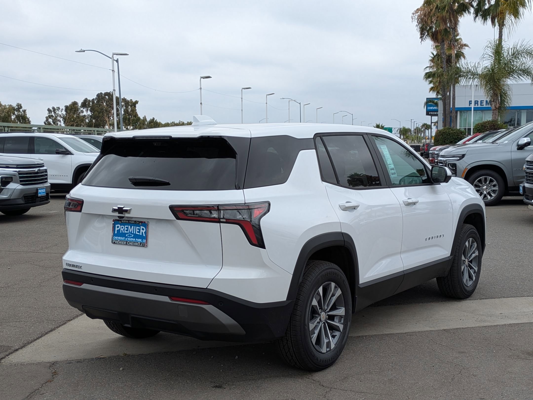 2026 Chevrolet Equinox LT photo 5