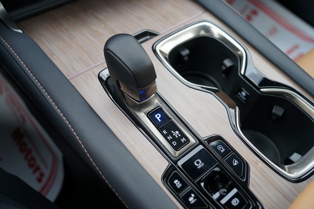 2025 LEXUS RX - Image 18