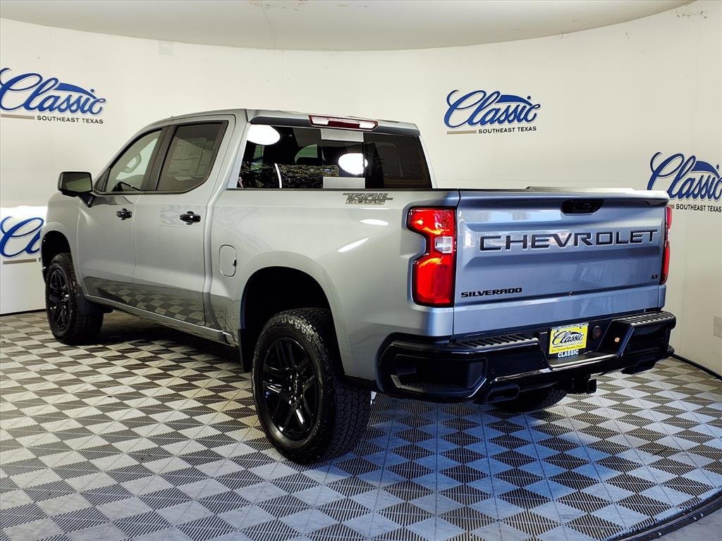2026 Chevrolet Silverado 1500 LT Trail Boss photo 2