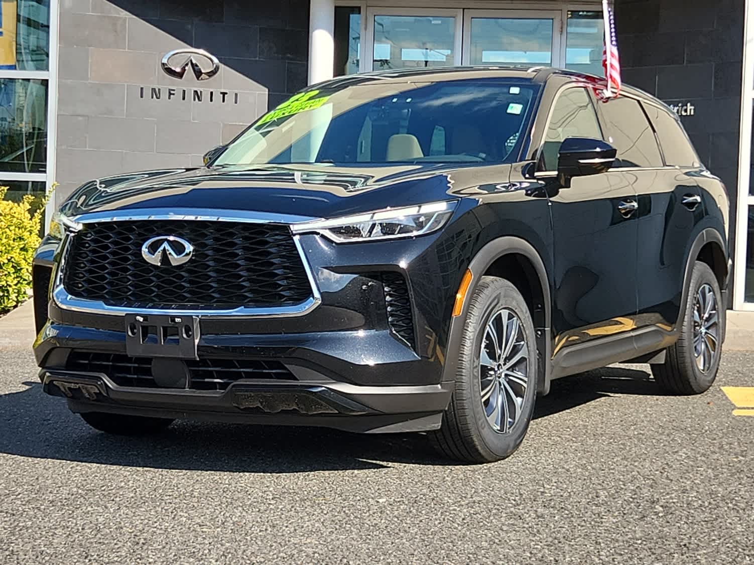 2023 INFINITI QX60 PURE's photo