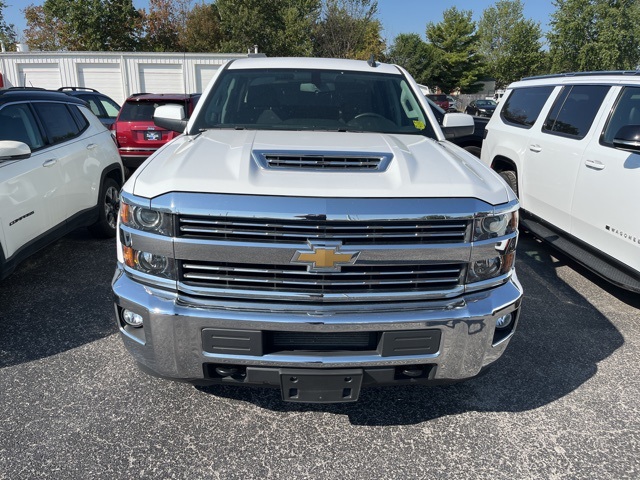 2018 Chevrolet Silverado 2500HD LT photo 2
