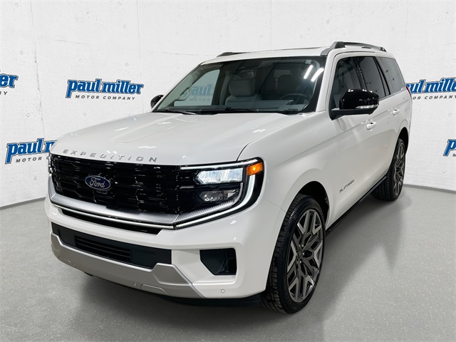 2026 Ford Expedition Platinum's photo