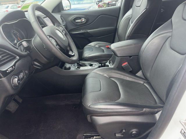 2023 Jeep Cherokee Altitude photo 11