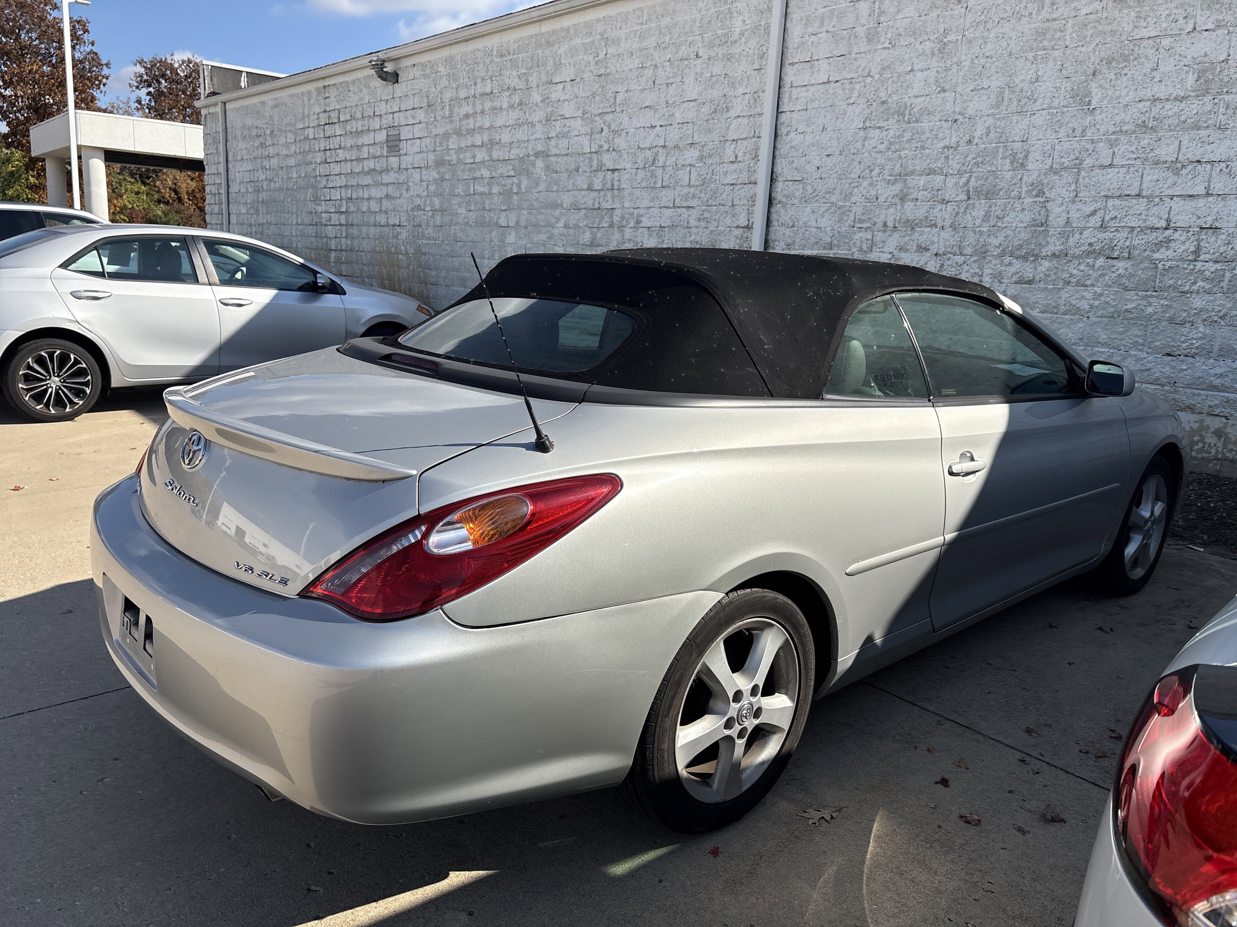 Used 2006 Toyota Camry Solara SLE with VIN 4T1FA38P86U095060 for sale in Palatine, IL