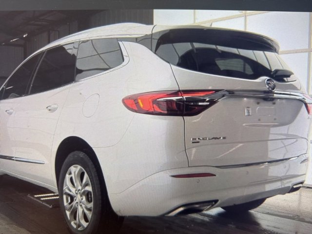 2020 Buick Enclave Avenir photo 3