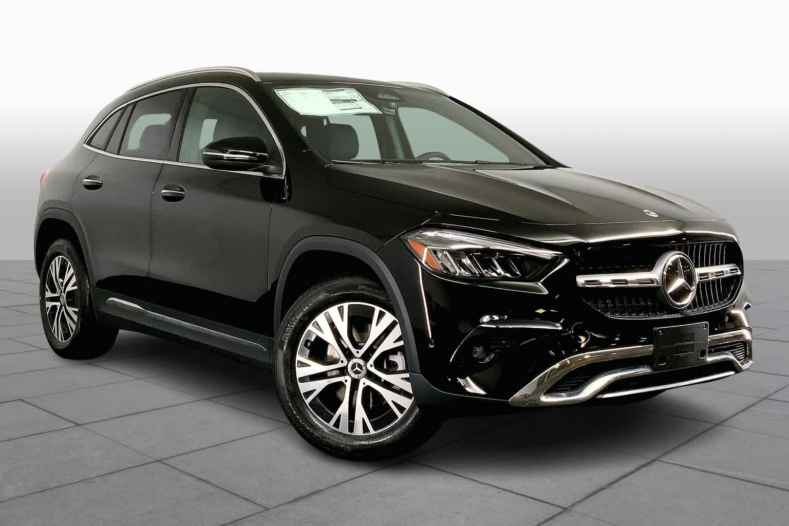 2025 Mercedes Benz GLA 250 4MATIC photo 2