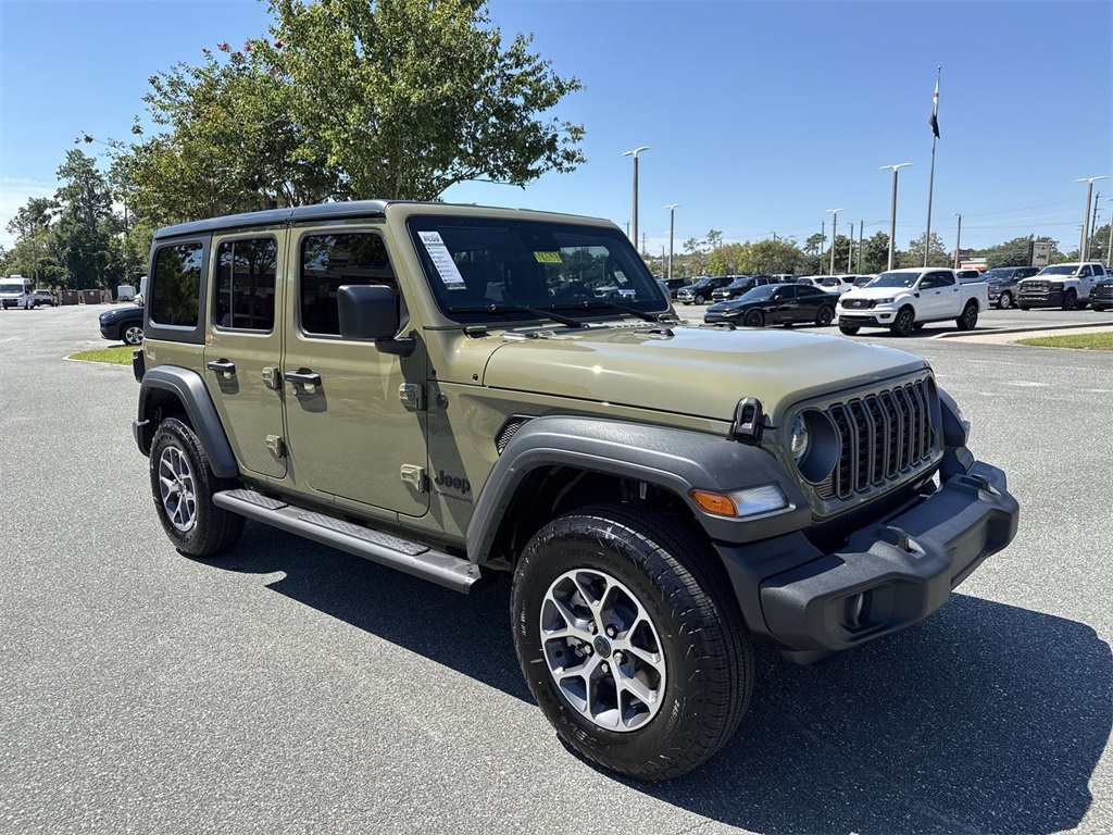 2025 Jeep Wrangler 4-Door Sport S's photo