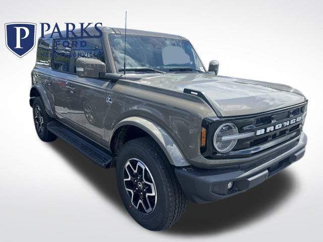 2025 Ford Bronco 4-Door Outer Banks's photo