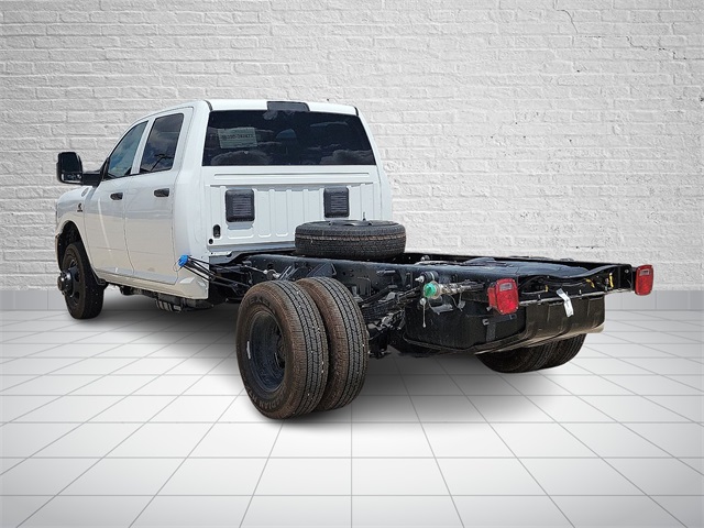 2026 Ram 3500 Tradesman photo 3