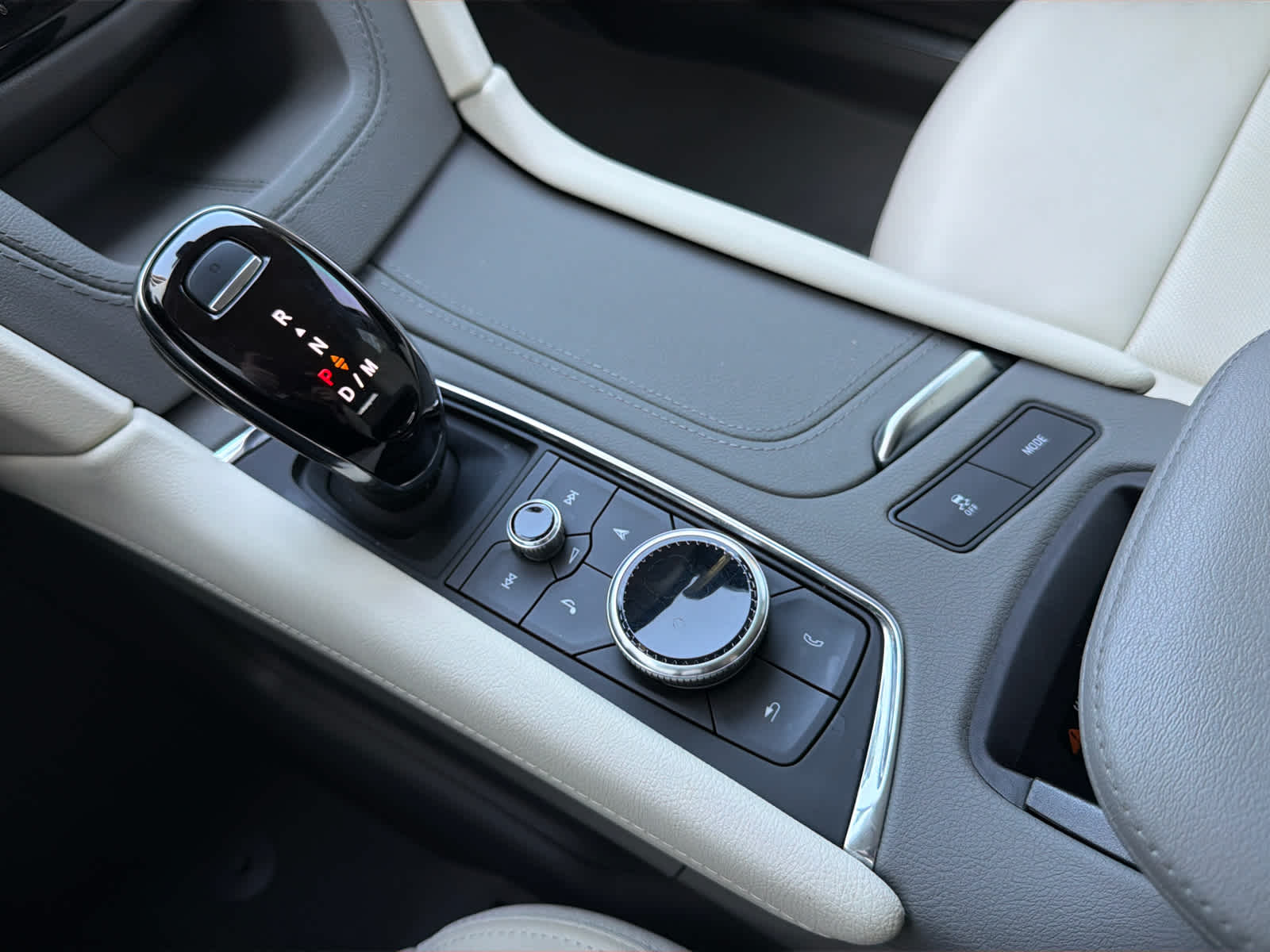 2024 Cadillac XT5 Premium Luxury photo 23