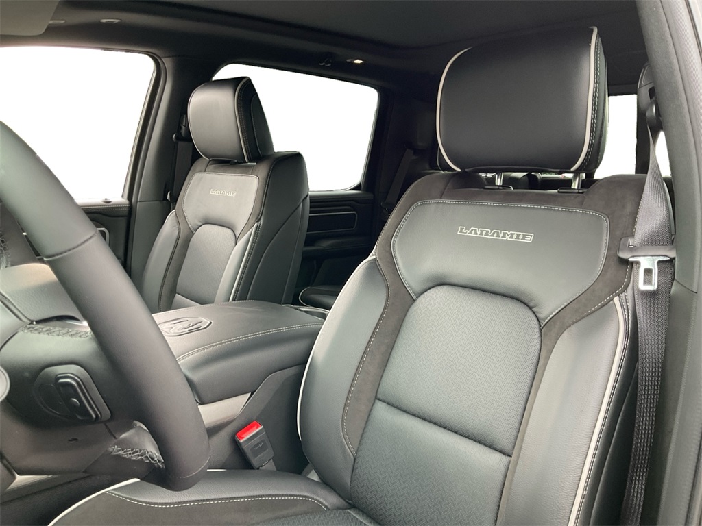 2025 Ram 1500 Laramie photo 26