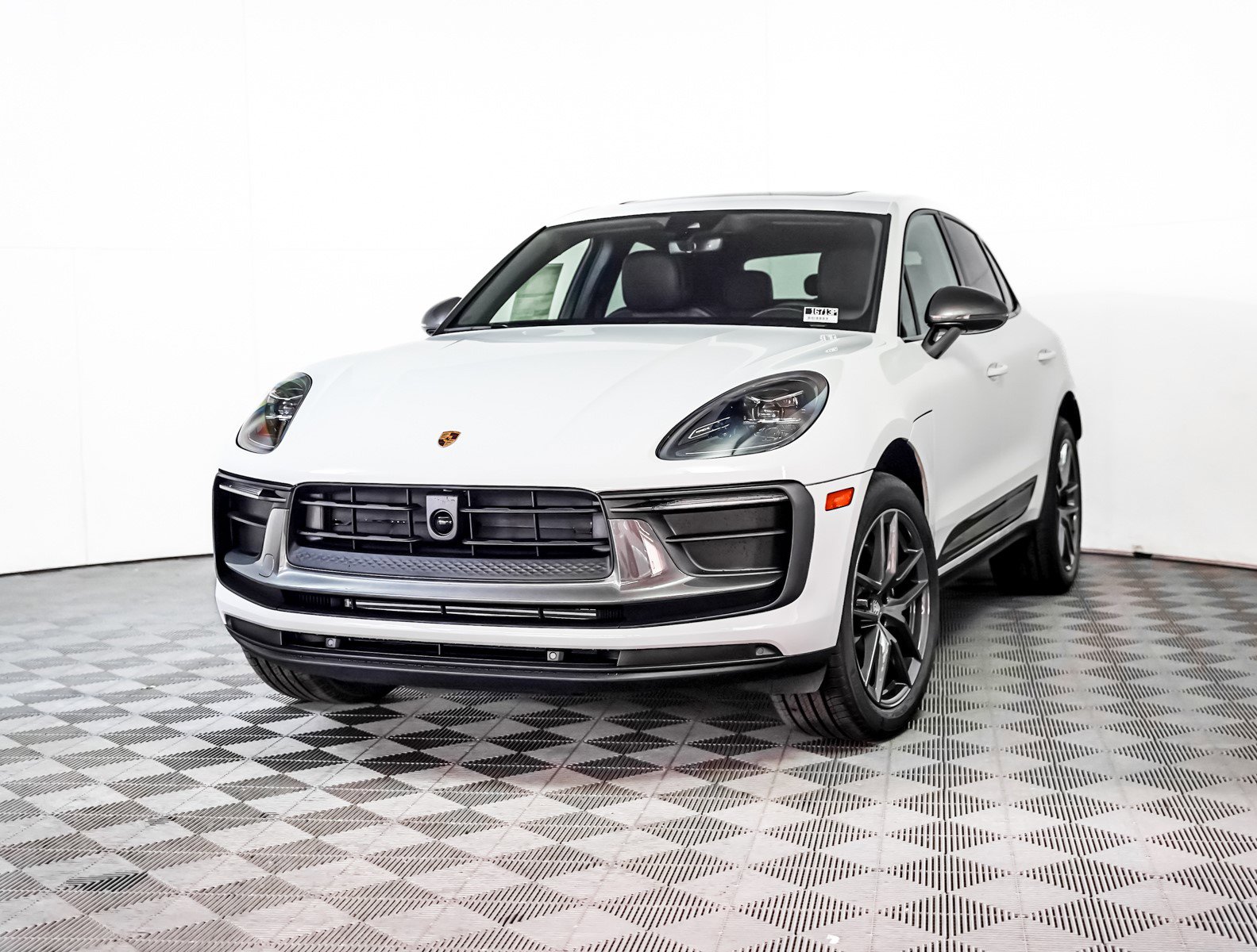2026 Porsche Macan T