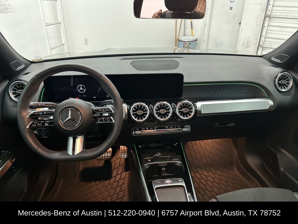 2024 Mercedes Benz GLB 250 photo 16