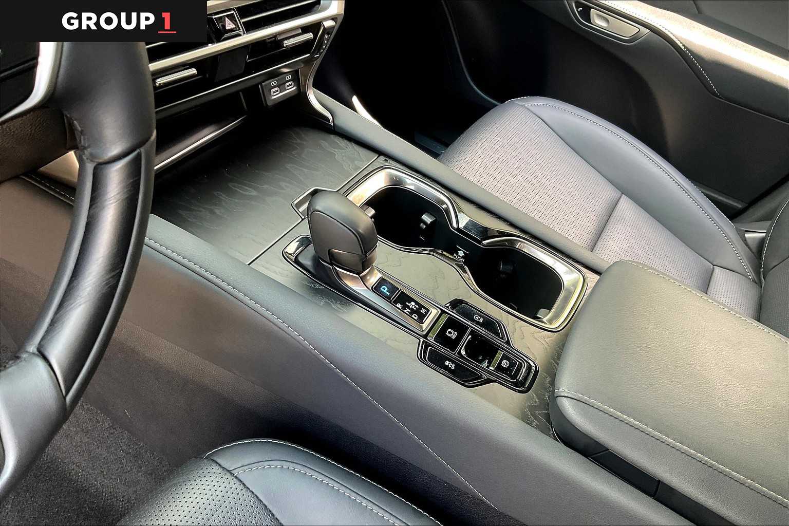 2024 Lexus RX 350 Premium photo 14
