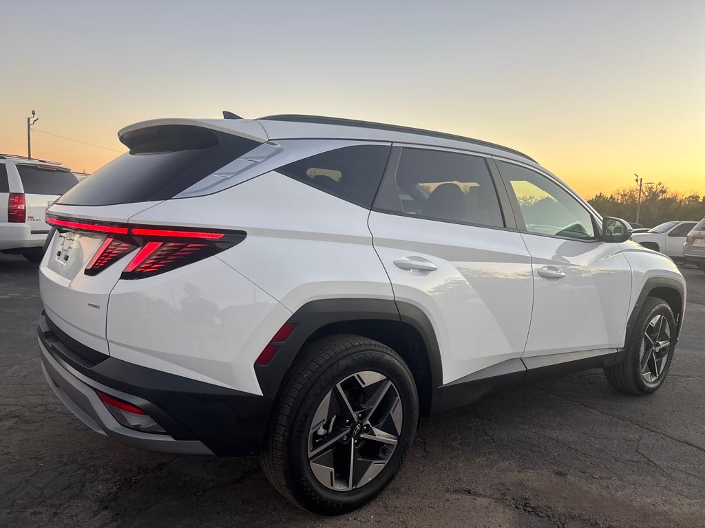 2025 Hyundai Tucson SEL Convenience photo 4