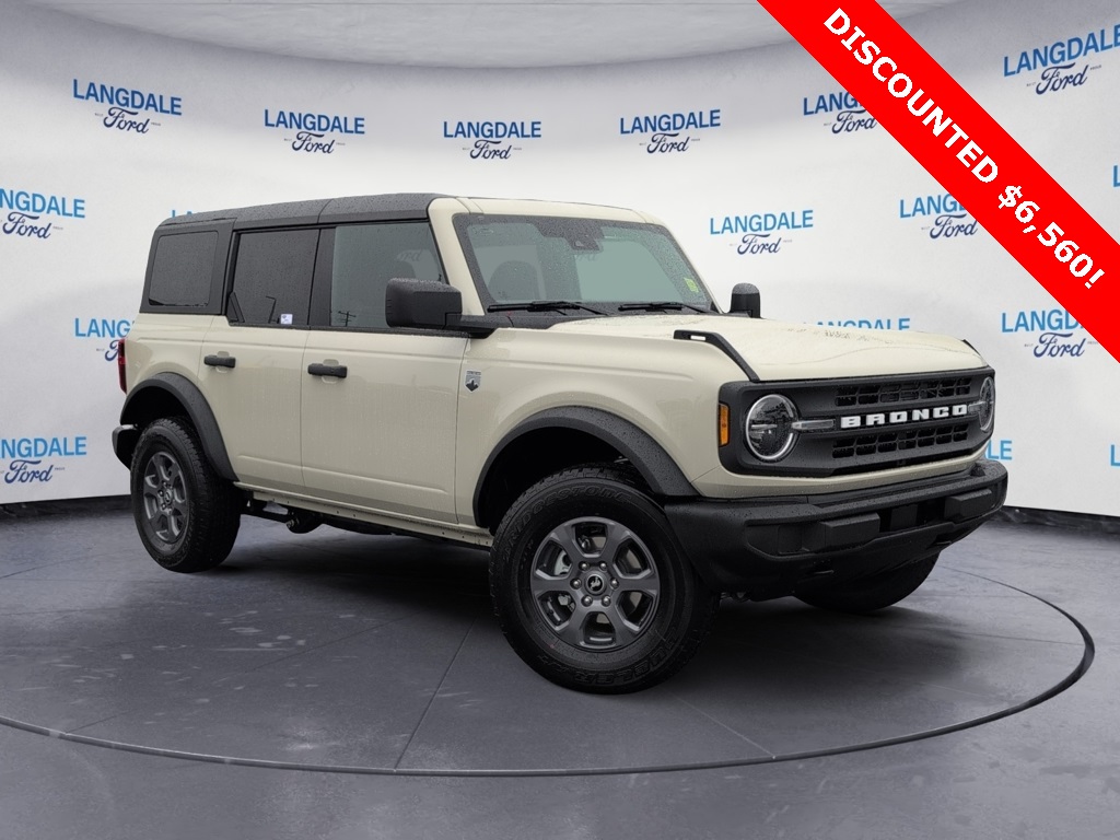 2025 Ford Bronco 4-Door Big Bend's photo
