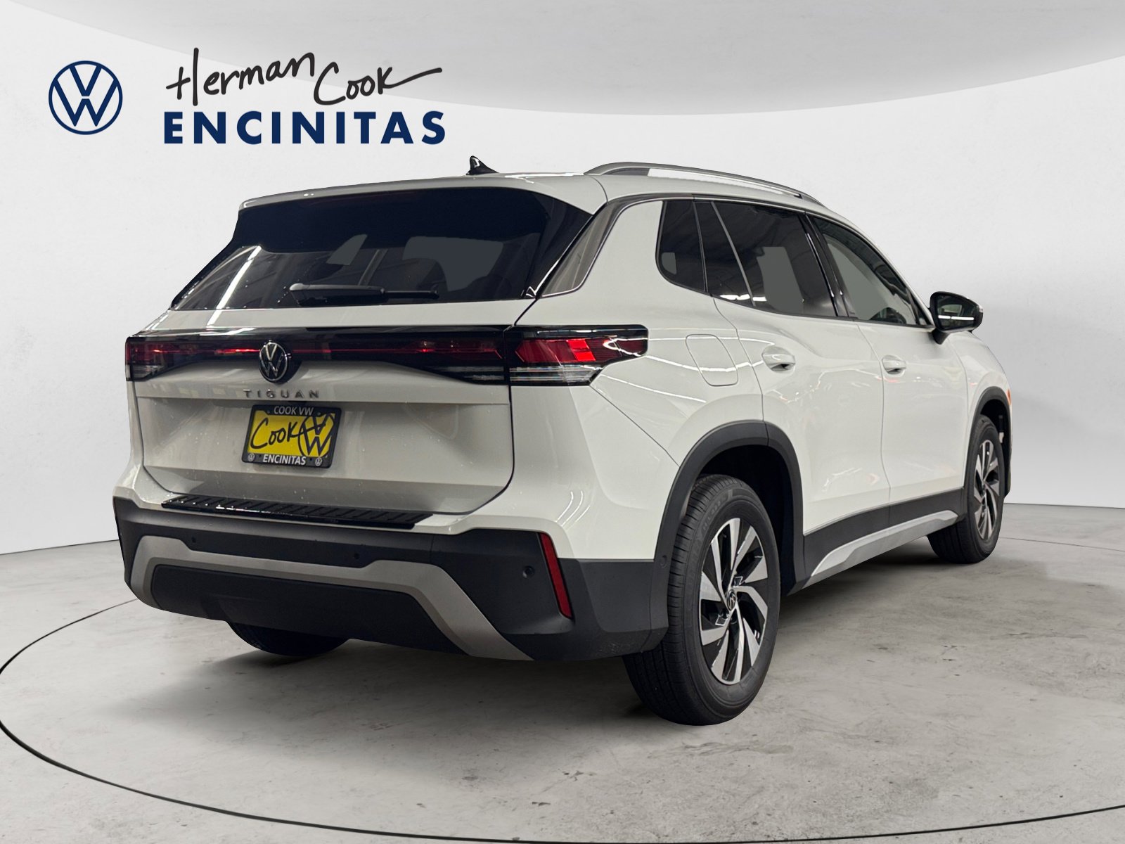 2025 Volkswagen Tiguan S photo 4