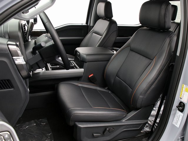2026 Ford F-250 Lariat photo 11