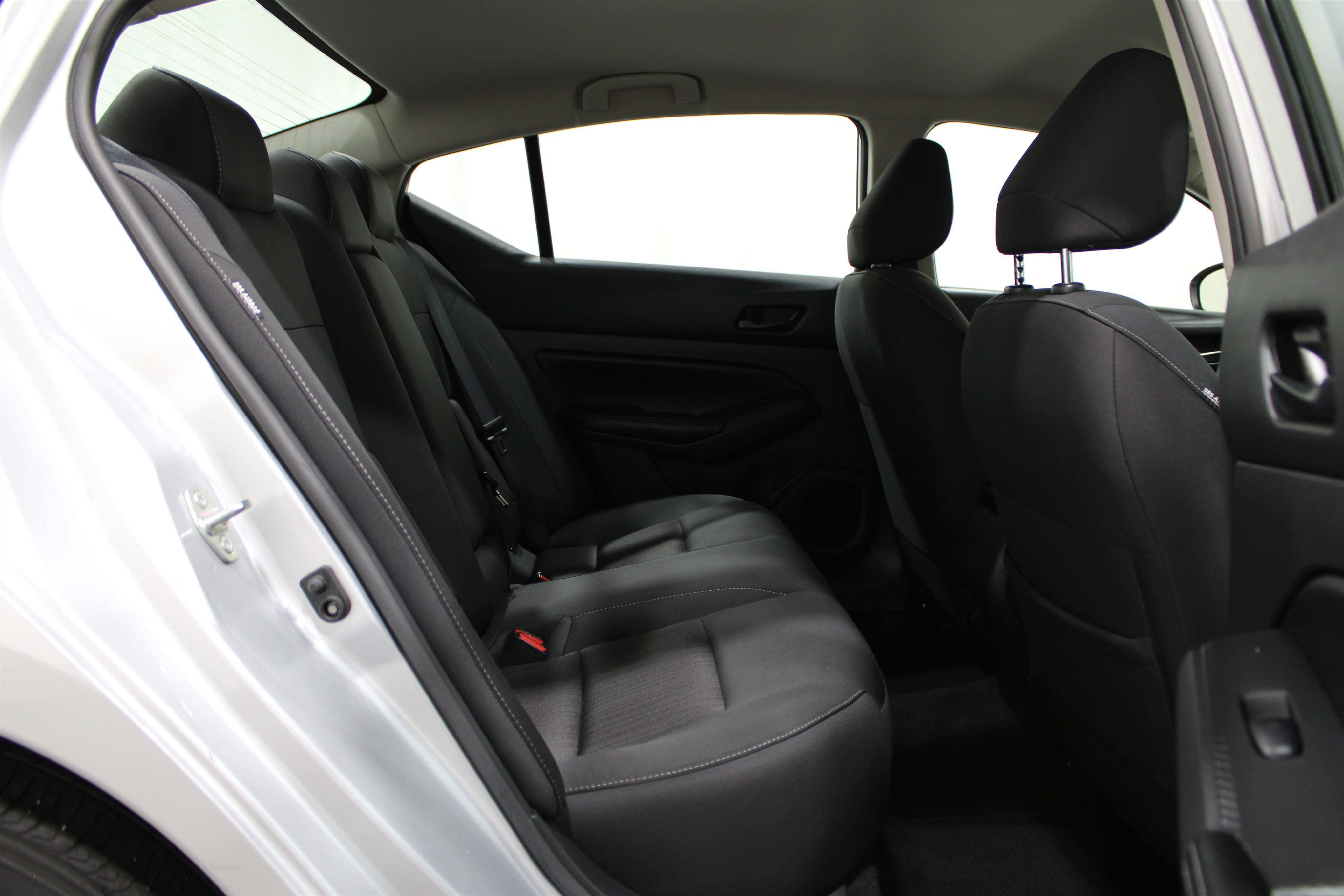 2024 Nissan Altima 2.5 SV photo 18