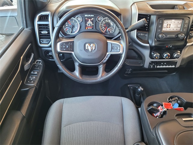 2024 Ram 3500 SLT photo 17