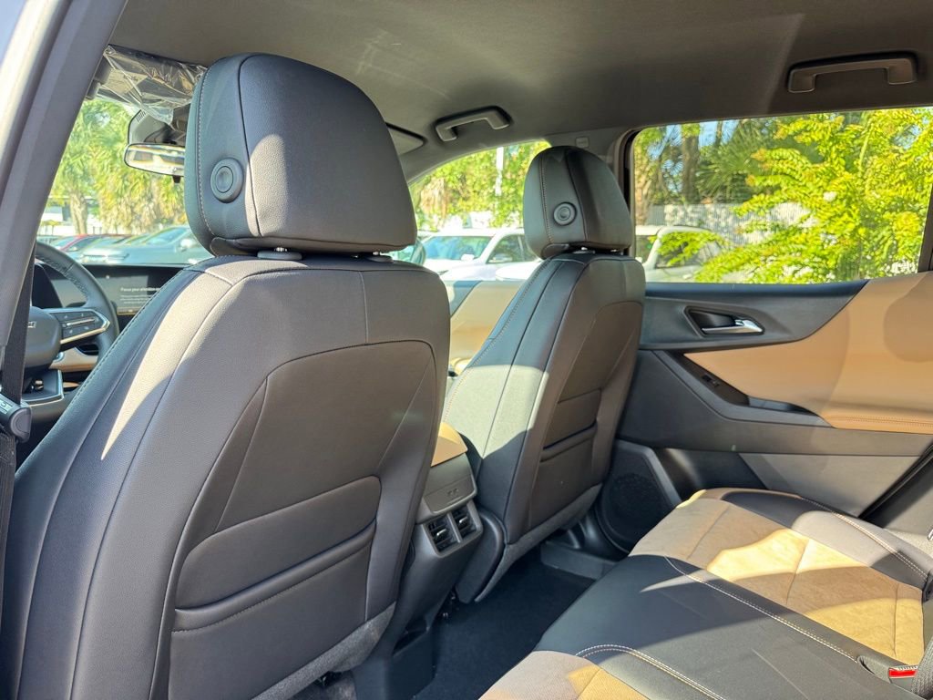 2026 Chevrolet Equinox ACTIV photo 13