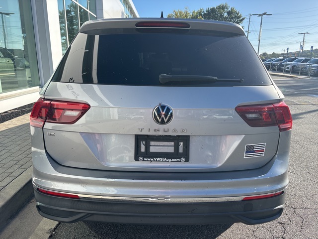 2022 Volkswagen Tiguan SE photo 4
