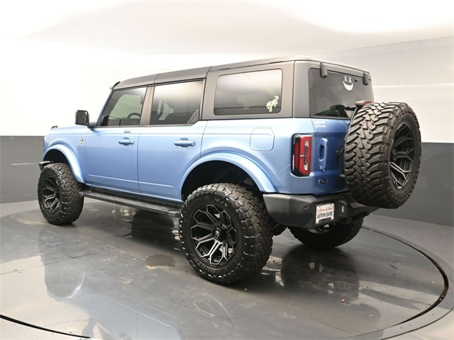 2022 Ford Bronco Outer Banks photo 4