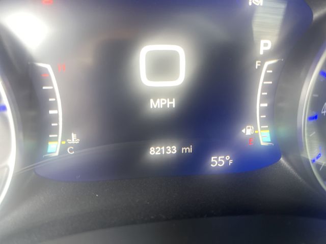 2022 Chrysler Pacifica Touring L photo 12