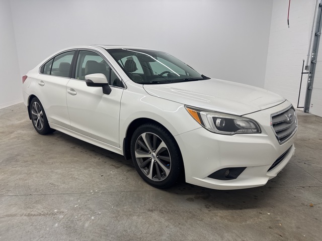 2015 Subaru Legacy Limited photo 2