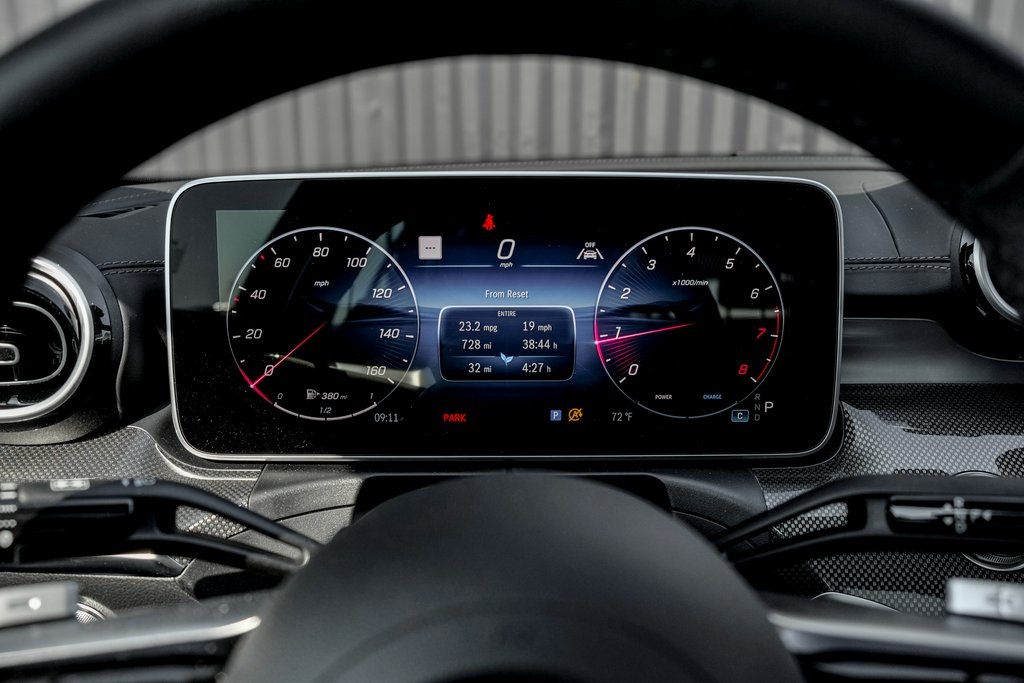 2025 Mercedes Benz C 300 4MATIC photo 13