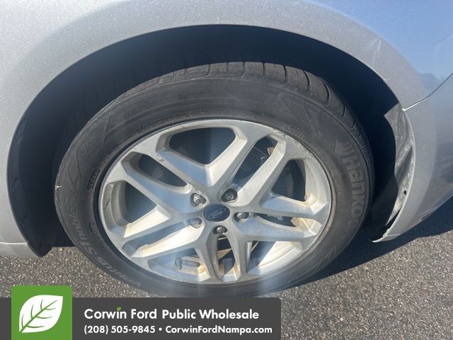 2013 Ford Fusion SE photo 5
