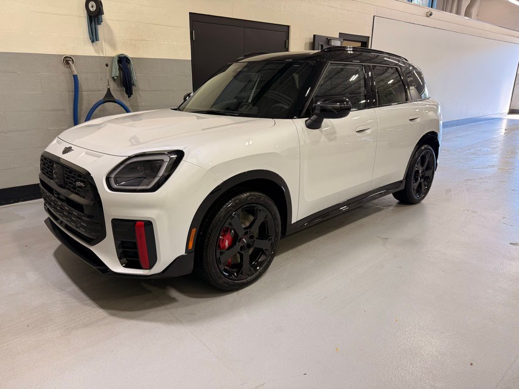 2026 MINI Countryman John Cooper Works's photo