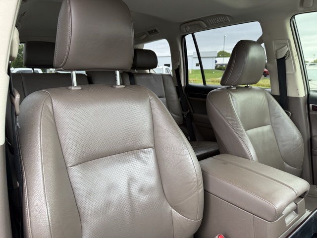 2015 Lexus GX 460 photo 9