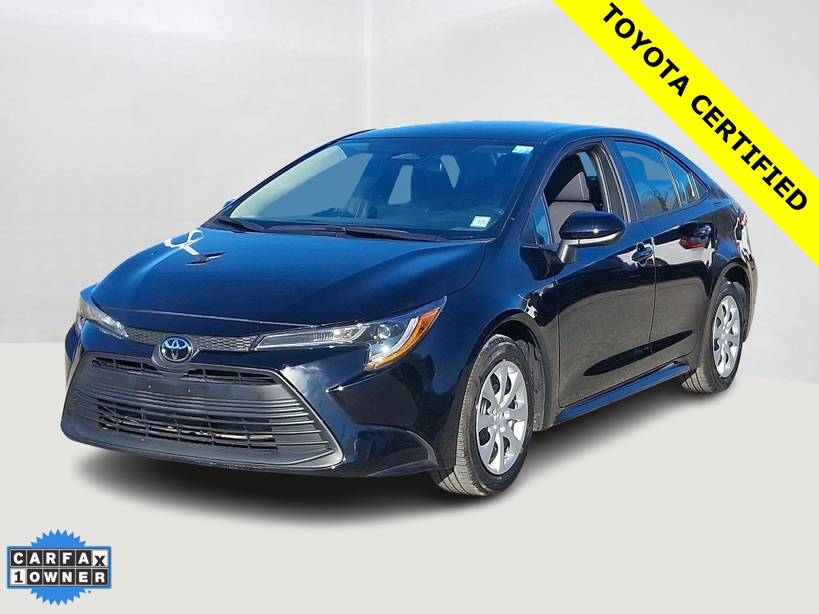 2024 Toyota Corolla LE's photo