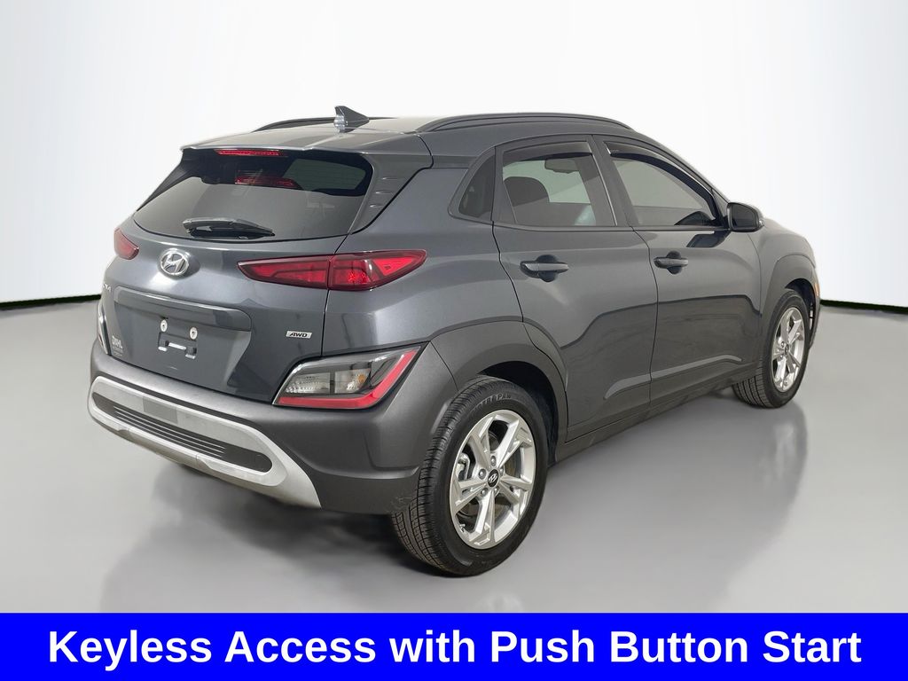 2022 Hyundai Kona SEL photo 2